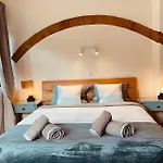 Casa Monki